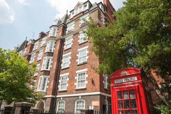 Kırmızı telefon kulübesi, Victoria tuğla mimarisi