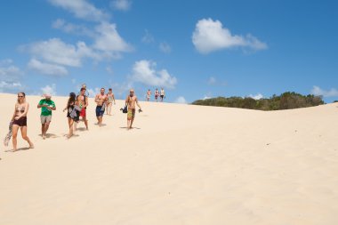 Lake Wabby kum darbe, Fraser ada, Queensland, Avustralya.