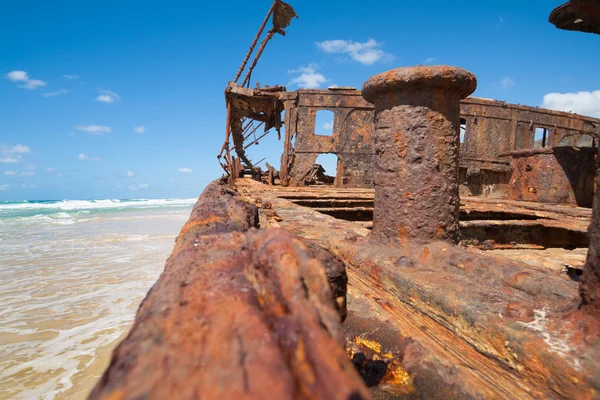 Velho naufrágio Maheno rustiing em Fraser Island, Queensland Austrália — Fotografia de Stock