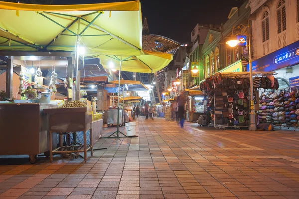 Mercados nocturnos en Asia . — Foto de Stock
