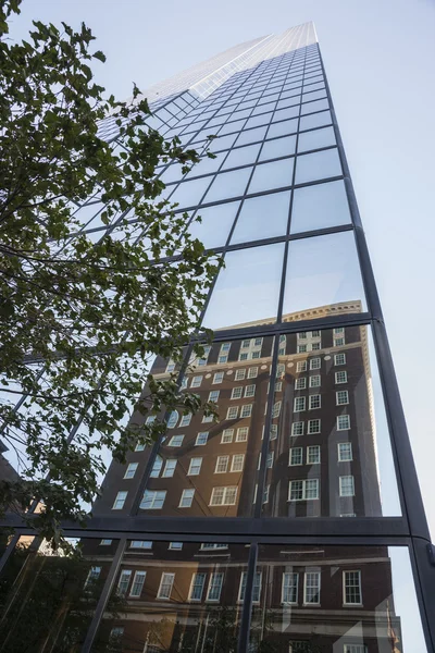 Reflexões urbanas, centro de Boston, EUA . — Fotografia de Stock