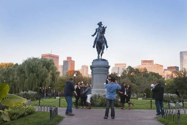 Памятник Джорджу Вашингтону в Бостоне , — стоковое фото