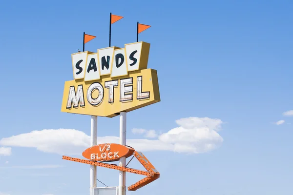 Sands Motel et signer la Route historique 66 à Grants Nouveau-Mexique, États-Unis — Photo