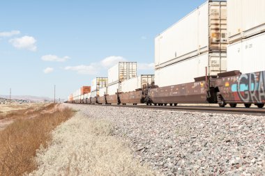  New Mexico yüksek ovalar manzara yanında Route 66.