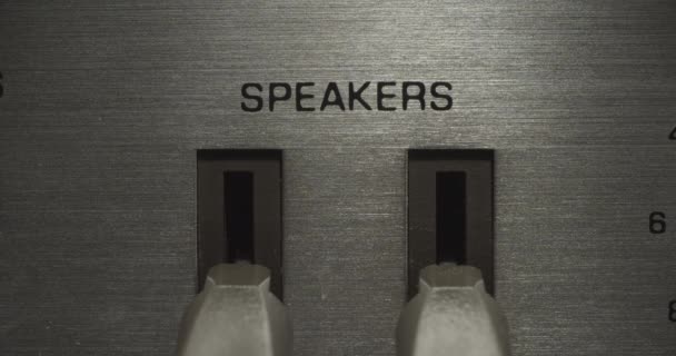 Haut-parleurs Commutateurs — Video