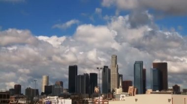bulutlar Los Angeles şehir uçmak