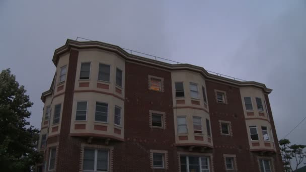 Open window of apartment building — Stock Video