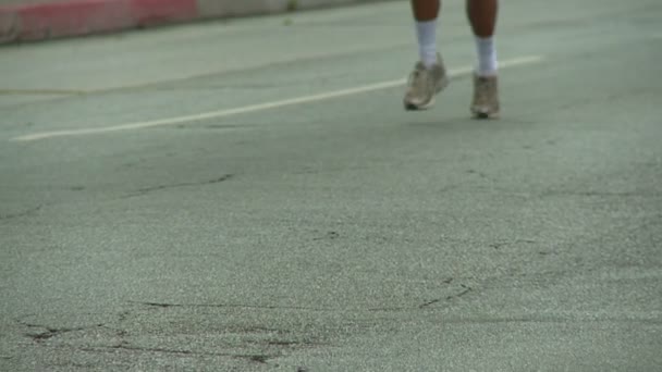 Maraton koşucusu'nın ayakları — Stok video