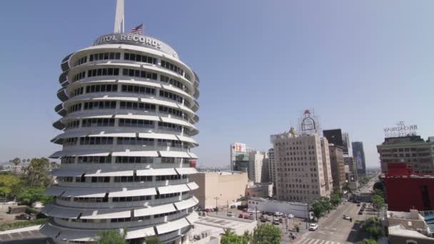 Здание Capitol Records в Лос-Анджелесе — стоковое видео