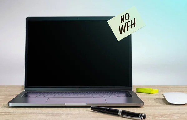 Geen Wfh Work Home Plakkerige Notitie Tekst Laptop — Stockfoto