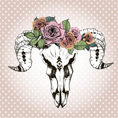 Çiçekli tacı takan hayvan kafatasının vektör portresi. Beyaz benekli gül sarısı arka planda izole edilmiş. Klasik oymalı renkli resimleme. Dövme çıktısı.