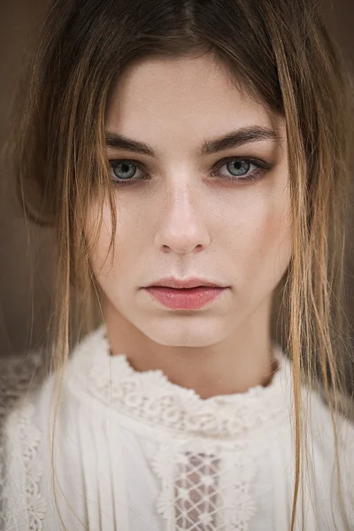 model poz dışında şehir