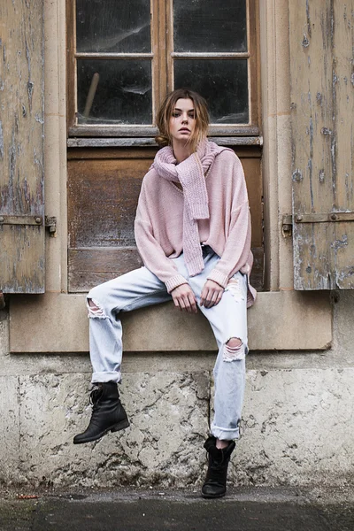 model poz dışında şehir