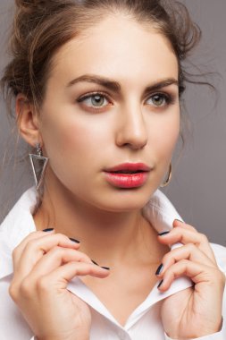 charming model with dark hair