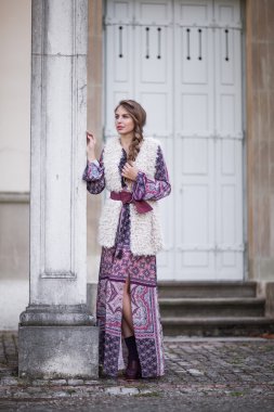 Modern, şık, göz alıcı bir kıyafet ayrıntılarını