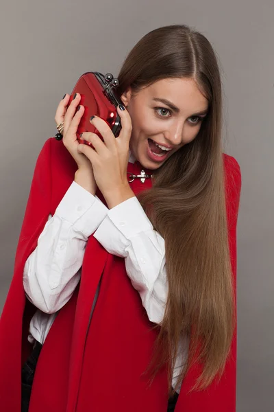 Vrouw poseren in studio — Stockfoto