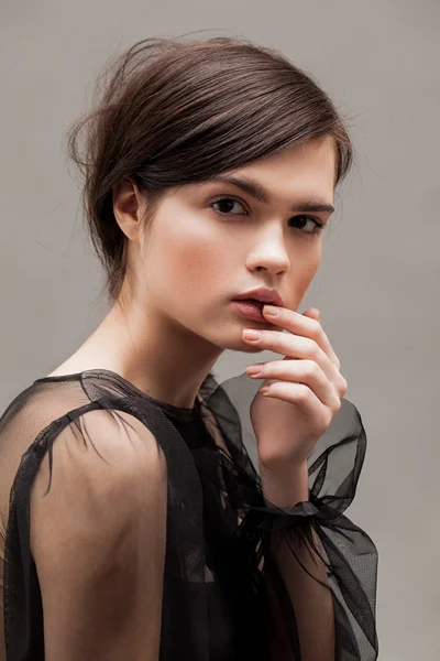 Beautiful young model posing — Stock Photo, Image