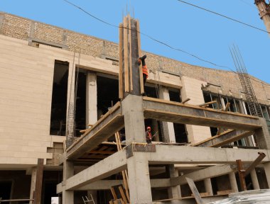 Yeni binanın inşaatı