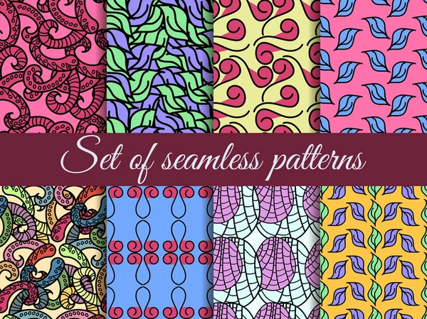 Set of seamless patterns hand drawn, seamless backgrounds, hand-drawn doodles seamless pattern. Vector illustration. — Stock Vector