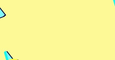 Üç boyutlu geometrik şekiller uçar ve döner. 80 'lerin tarzında geometrik desen. Hareket animasyonunu büyüt ve büyüt. Yatay bileşim, 4k video kalitesi