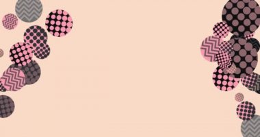 Dairelerin içindeki geometrik şekil uçar ve döner. Geometrik desen 80 'ler tarzında. Hareket animasyonunu büyüt ve büyüt. Yatay bileşim, 4k video kalitesi