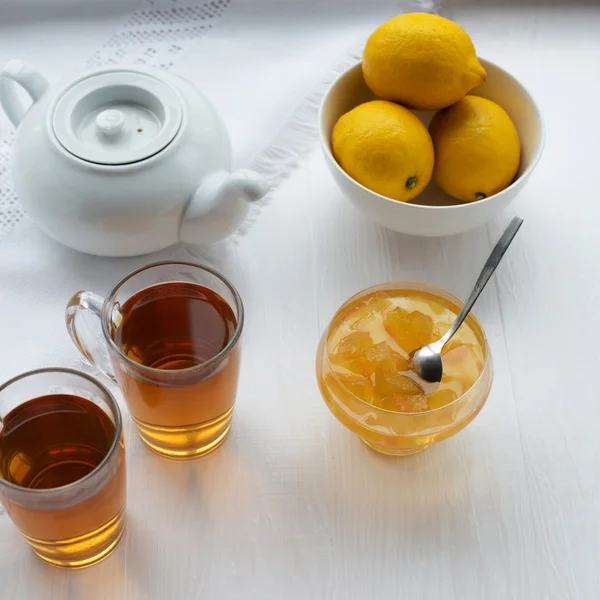 Yemek içme çay lezzetli bir kahvaltı