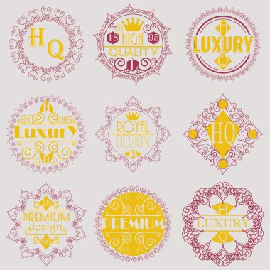 Retro tasarım lüks Insignias logolar şablon kümesi. Hat sanat vektör Vintage tarzı Victoria süs öğeleri. Zarif geometrik parlak çiçek çerçeveler.