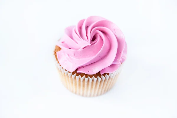 Кексы (кексы) с розовым кремом — стоковое фото