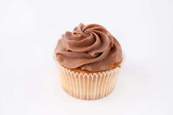 Hermosos cupcakes con crema de chocolate — Foto de Stock