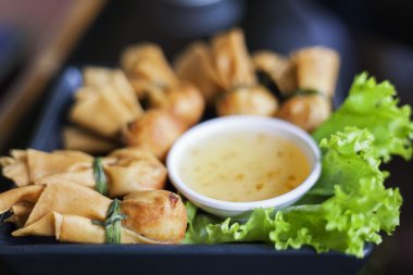 Toong tanga, Tay gıda, oryantal derin kızarmış wontons p ile dolu