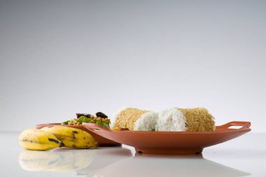 Kerala kahvaltısı, buğday lapası, buğday unuyla yapılan Güney Hindistan 'ın ana kahvaltı malzemesidir..