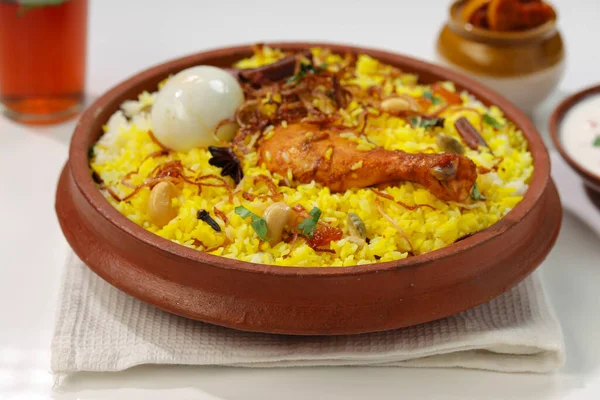 Chicken Biryani Kerala Stijl Kip Dhum Biriyani Traditioneel Gerangschikt Een — Stockfoto