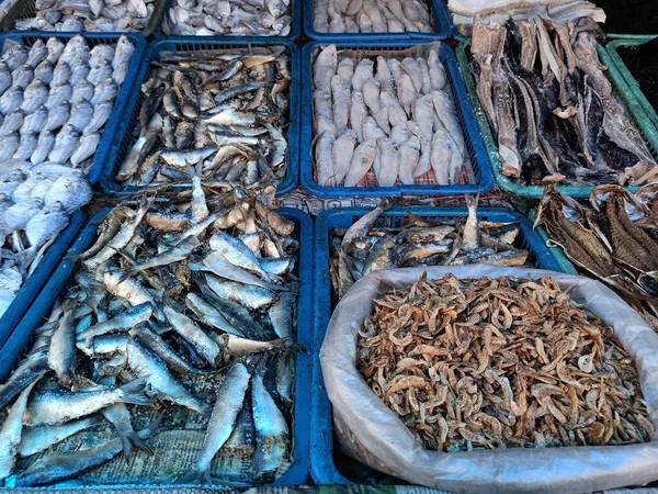 Dried Fish Varieties Dried Fish Market Arranged Baskets Selective Focus —  Fotos de Stock