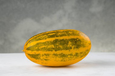 Sarı salatalık ya da Dosakai ya da Malabar salatalığı, çoğunlukla Güney Hindistan 'da bulunur, ayrıca lezzetli ve sağlıklı bir sebze olan Kanivellari olarak da bilinir..