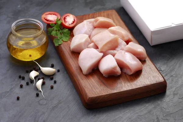 Raw Chicken Tender Fry Cut Skin Arranged Wooden Board Garnished — Stock Photo, Image
