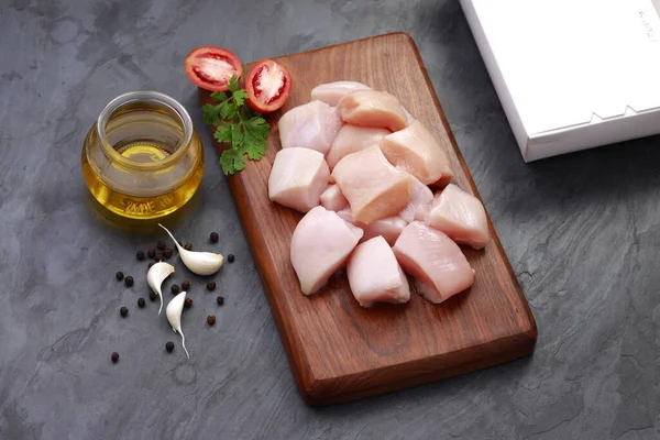 Raw Chicken Tender Fry Cut Skin Arranged Wooden Board Garnished — Stock Photo, Image