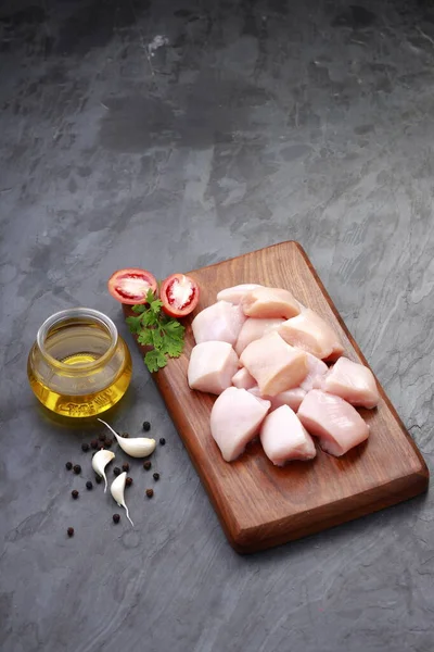 Raw Chicken Tender Fry Cut Skin Arranged Wooden Board Garnished — Stock Photo, Image