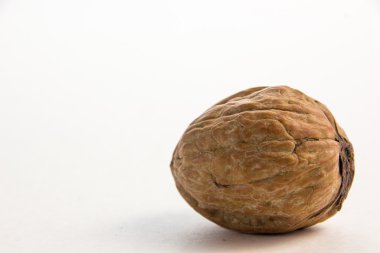 Fındık kadar kapatın