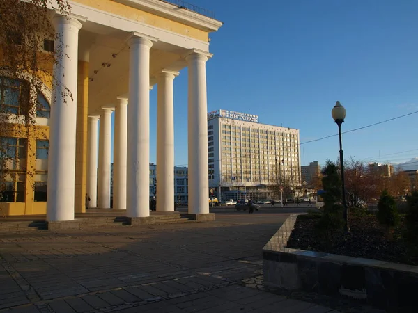 Vitebsk Şehir Merkezindeki Vitebsk Otel Binası Gözlere Zevk Veren Kederli — Stok fotoğraf