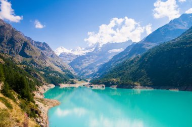 Valle d'aosta göl yürüyüş