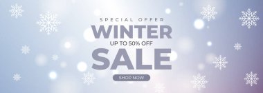 Kar taneleri ve Bokeh lambalı kış indirimi reklam afişi. Mevsimsel satış tanıtımı için vektör illüstrasyonu.