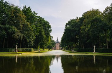 Haarzuilens 'teki De Haar kalesi, Hollanda Utrecht yakınlarında.