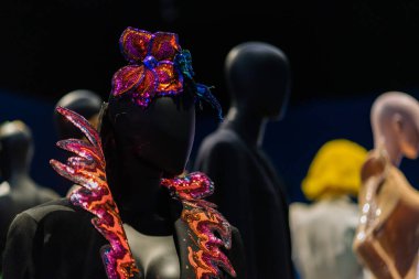 Rotterdam 'daki Kunsthal' da sanat eserleri