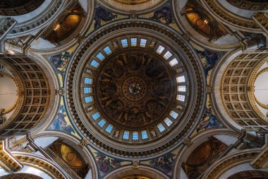 Londra 'daki St. Pauls Katedrali