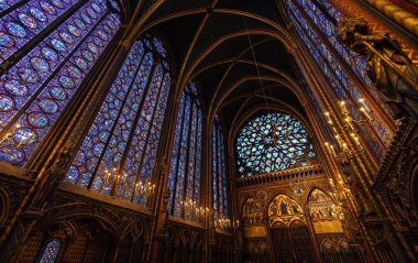 Paris 'teki Saint Chapelle Şapeli