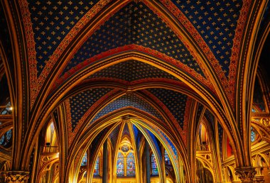 Paris 'teki Saint Chapelle Şapeli