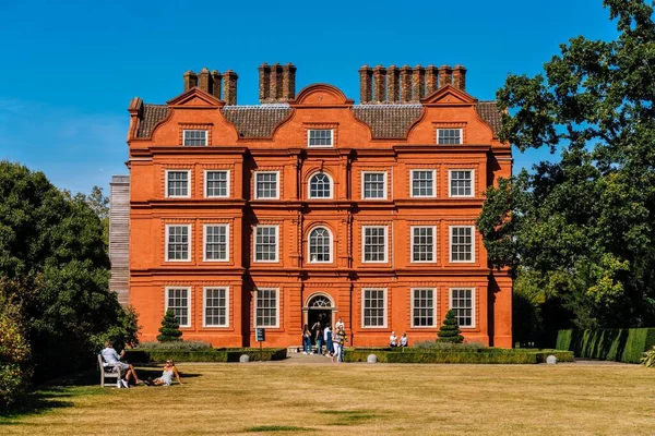 Royal Botanik Bahçelerindeki Kew Sarayı, Londra 'daki Kew