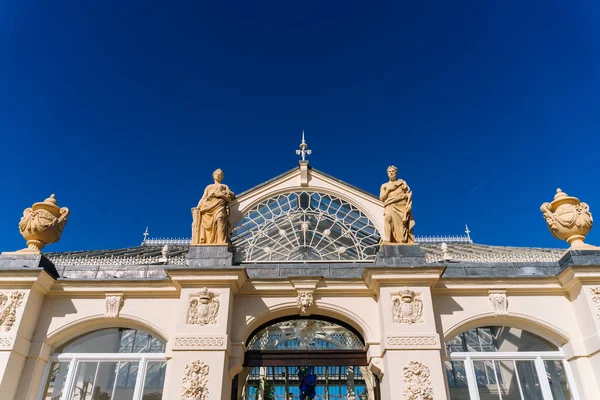 Royal Botanik Bahçeleri 'ndeki Ilıman Evi, Londra Kew.