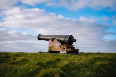 Huisduinen 'deki hendekte top.