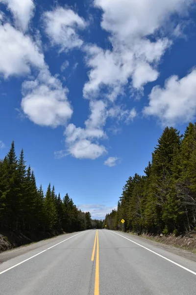 Weg Naar Montmagny Onder Een Bewolkte Hemel — Stockfoto